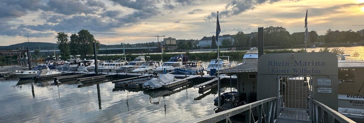 Rhein Marina Kaiser Wilhelm